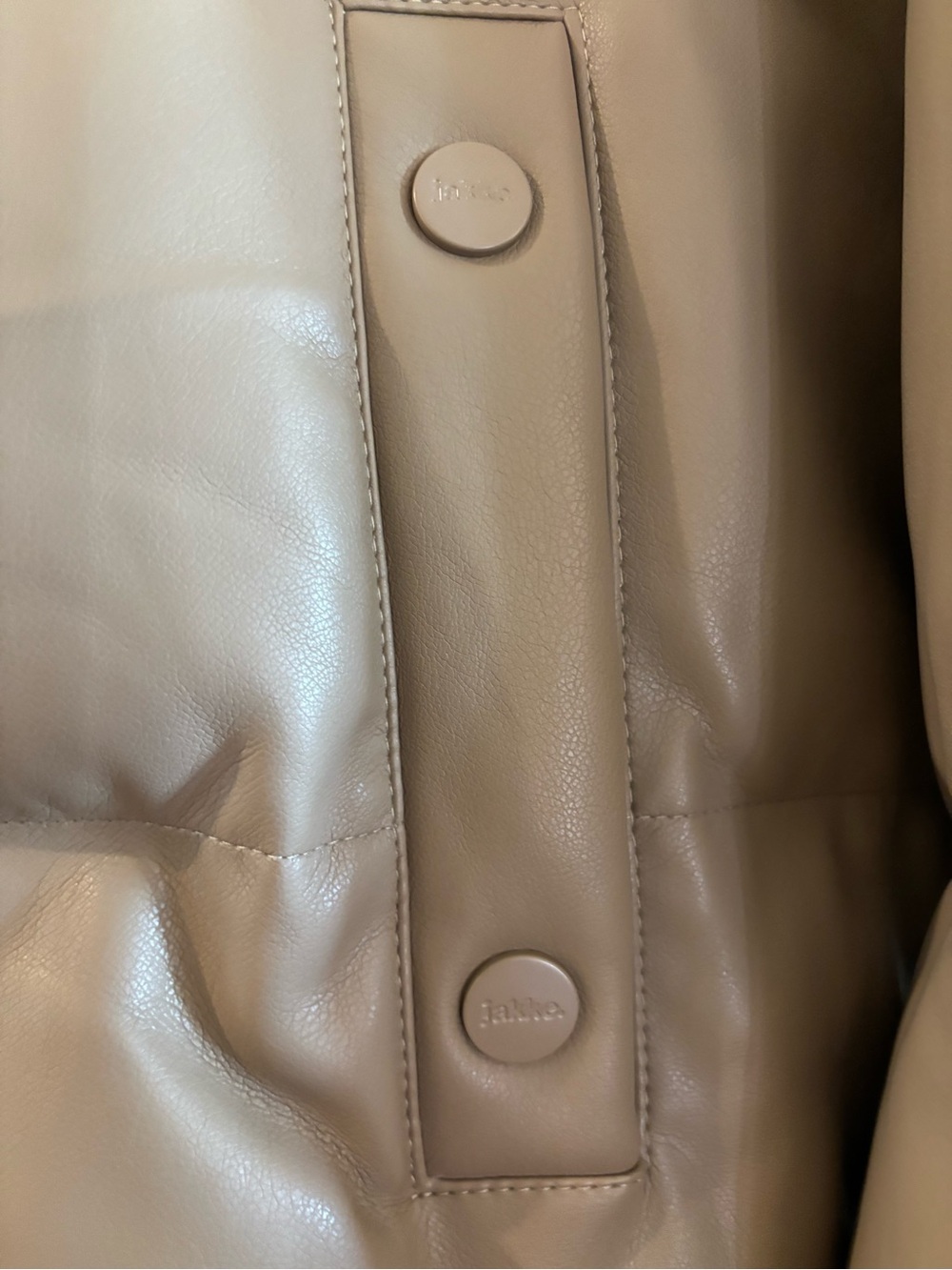Women's Hooded Puffer Bomber Jacket in Taupe. Beautiful jacket, worn twice. - Picture 4 of 6